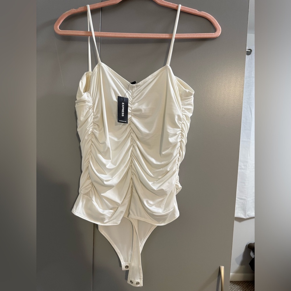 Express White Ruched V-Neck Spaghetti Strap Bodysuit - Picture 2 of 3